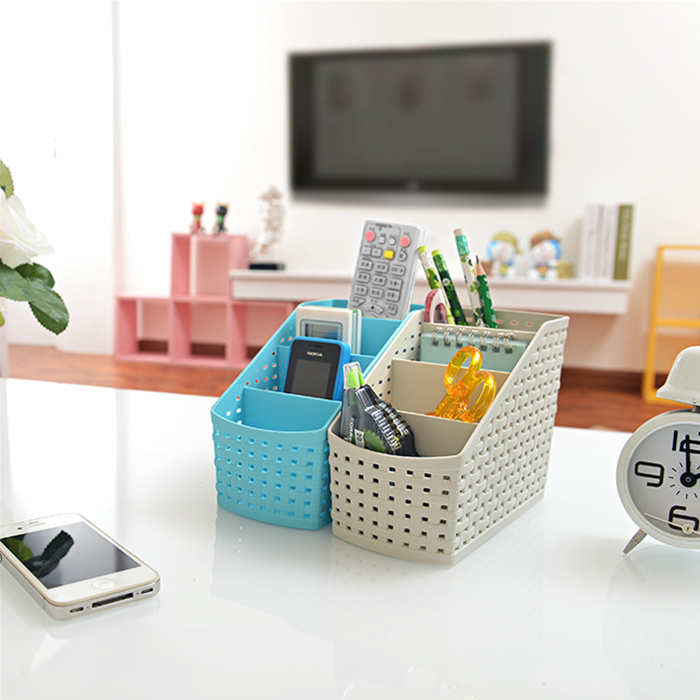 How to Organize Your Desk at Work